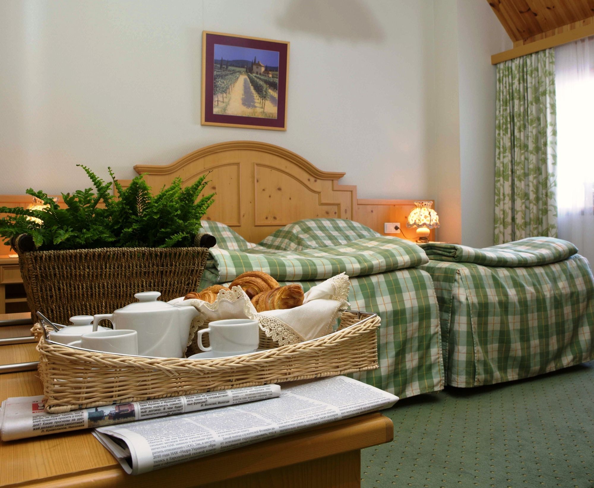 Landhaus Hotel Бровари Екстериор снимка